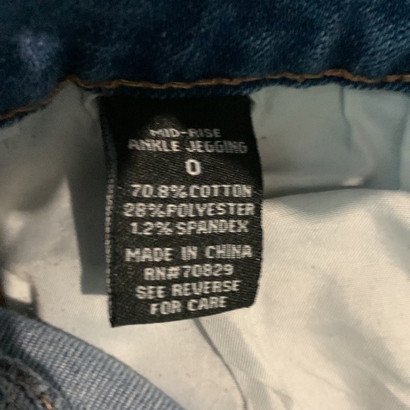 Rue21 distressed jeans - Picture 3 of 4